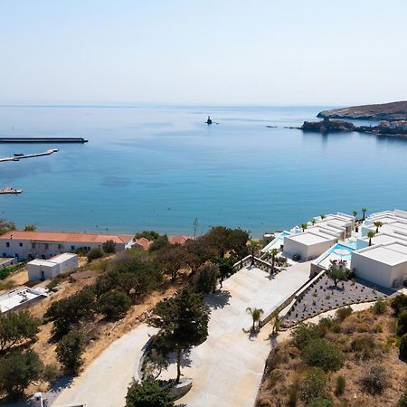 Golden Vista, Beachfront Suites By Explore Andros Εξωτερικό φωτογραφία
