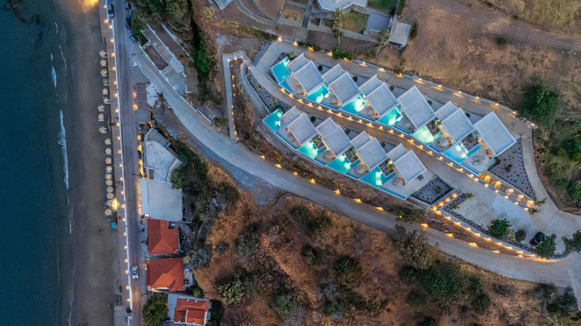 Golden Vista, Beachfront Suites By Explore Andros Εξωτερικό φωτογραφία