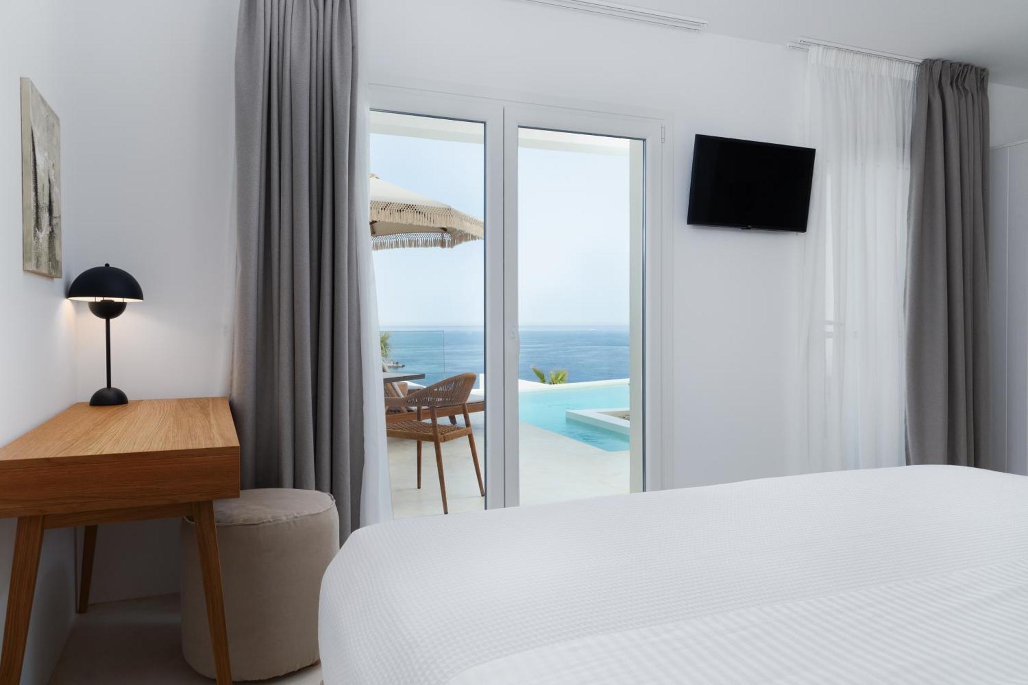 Golden Vista, Beachfront Suites By Explore Andros Εξωτερικό φωτογραφία
